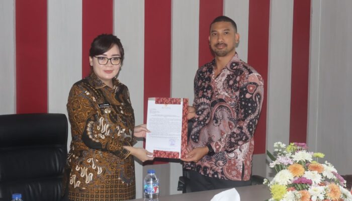Wawali Sendy Rumajar Tegaskan Komitmen Tomohon Wujudkan Kota Bersih dan Tangguh Lewat Program ASUS Tahap Kedua