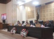 Wali Kota Caroll Senduk Hadiri Rapat Paripurna DPRD Mendengarkan Pidato Presiden RI terkait APBN 2025