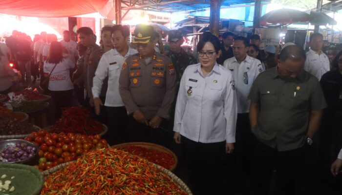 Wakil Wali Kota Tomohon Pimpin Sidak Pasar Beriman untuk Pantau Harga dan Ketersediaan Bahan Pokok