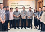 Kunjungi Kementerian PUPR RI, Bupati RD Serahkan Proposal Lanjutan Revitalisasi Danau Tondano 28 Kunjungi Kementerian PUPR RI, Bupati RD Serahkan Proposal Lanjutan Revitalisasi Danau Tondano