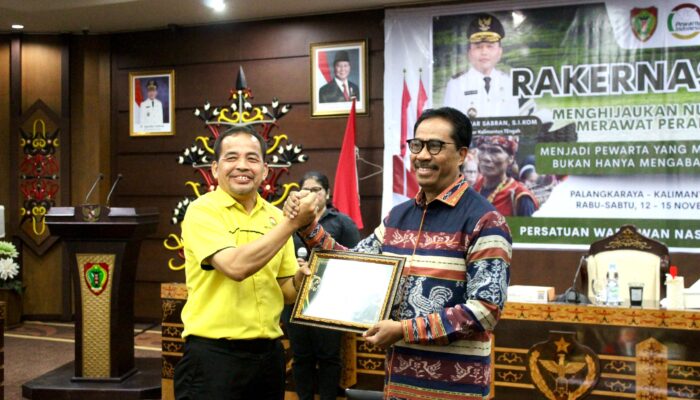 Figur Hukum Berdampak: Daniel Yusmic P Foekh Dapat Apresiasi Pewarna Indonesia 2025