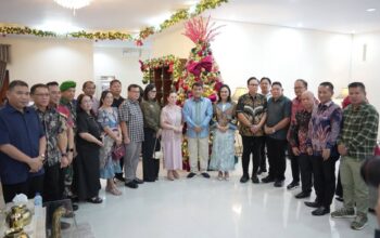 Wabub Vasung Terima Kunjungan Gubernur Sulut dalam Suasana Natal 6 IMG 20251227 WA0002