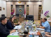 Kasus keracunan 181 siswa MBG di Tomohon jadi perhatian nasional. BGN ganti biaya perawatan dan turunkan tim investigasi dari Jakarta.