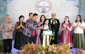 Wabup VaSung Hadiri Ibadah Syukur HUT Jemaat GMIM Efrata Sentrum Sonder ke – 31