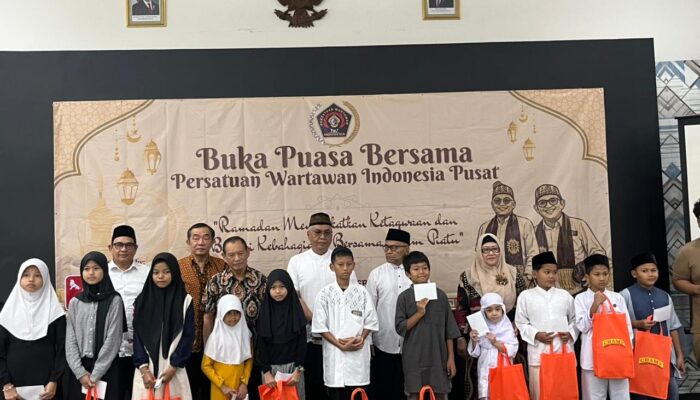 PWI Pusat Buka Puasa Bersama Yatim Piatu, Perkuat Solidaritas dan Kepedulian Sosial