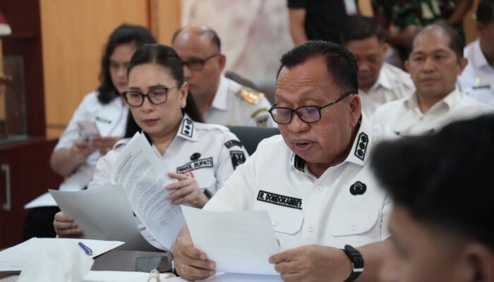 Bahas Stabilitas Daerah Jelang Hari Raya Keagamaan, Bupati RD dan Wabub VaSung Pimpin Rapat Forkopimda