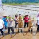 Wabup Sarundajang Dampingi Wagub Mailangkay Sambut Kementan RI dalam Program Gerakan Tanam Padi di Desa Touliang