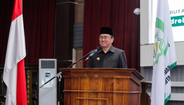 Pengurus IPIM Kota Manado Resmi Dilantik, Wali Kota Angouw Tekankan Peran Imam Jaga Kerukunan