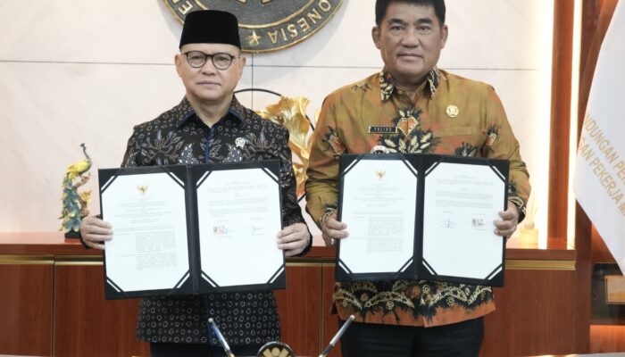 Gubernur Yulius dan Menteri Muktharudin Sepakati Kerja Sama Perlindungan PMI