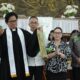 Dihadiri Wabub Vasung, dan Ditandai Suara Kentongan Kegiatan Hari Persatuan WKI GMIM Wilayah Kawangkoan Resmi Dibuka