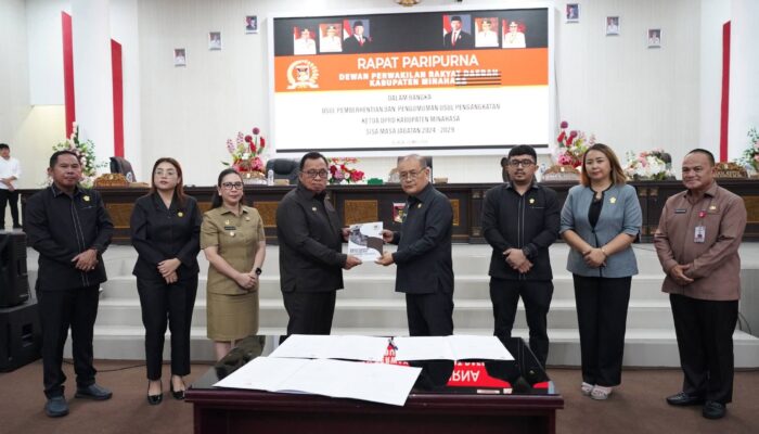 DPRD Minahasa Gelar Rapat Paripurna: Usul Pemberhentian dan Pengumuman Usul Pengangkatan Pimpinan DPRD 2024-2026