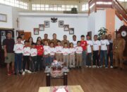 Wali Kota Caroll Senduk Lepas Tim SSB Bina Putra Tomohon ke Forum Sepakbola Anak Indonesia 2026