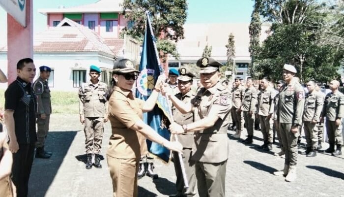 Pimpin Sertijab Kasatpol PP, Sekda Watania Tegaskan Hal ini dalam Arahannya