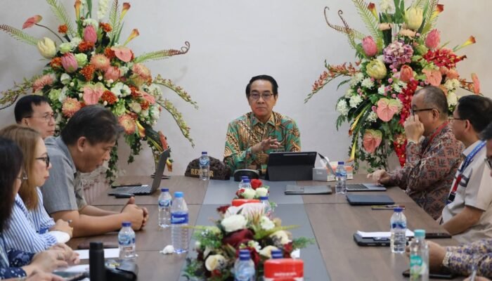 Plt Rektor Jamaluddin Jompa Pimpin Rakor Pimpinan UNSRAT, Perkuat Sinergi dan Tata Kelola Universitas