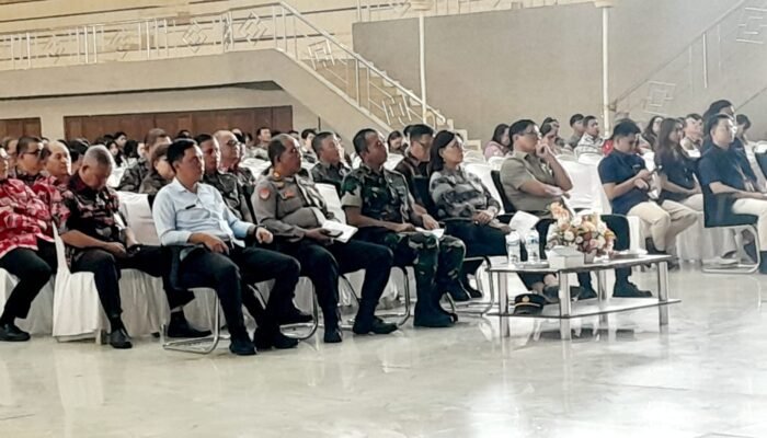 Dihadiri Sekda Watania, Pemkab Minahasa Gelar Ibadah Oikumene Perkuat Integritas dan Pelayanan Publik