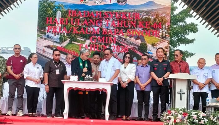 Sampaikan Hal Ini, Bupati Robby Dondokambey dan Wabup Vanda Sarundajang Hadiri Ibadah Pembukaan HUT PKB Sinode GMIM ke-64 di Tondano